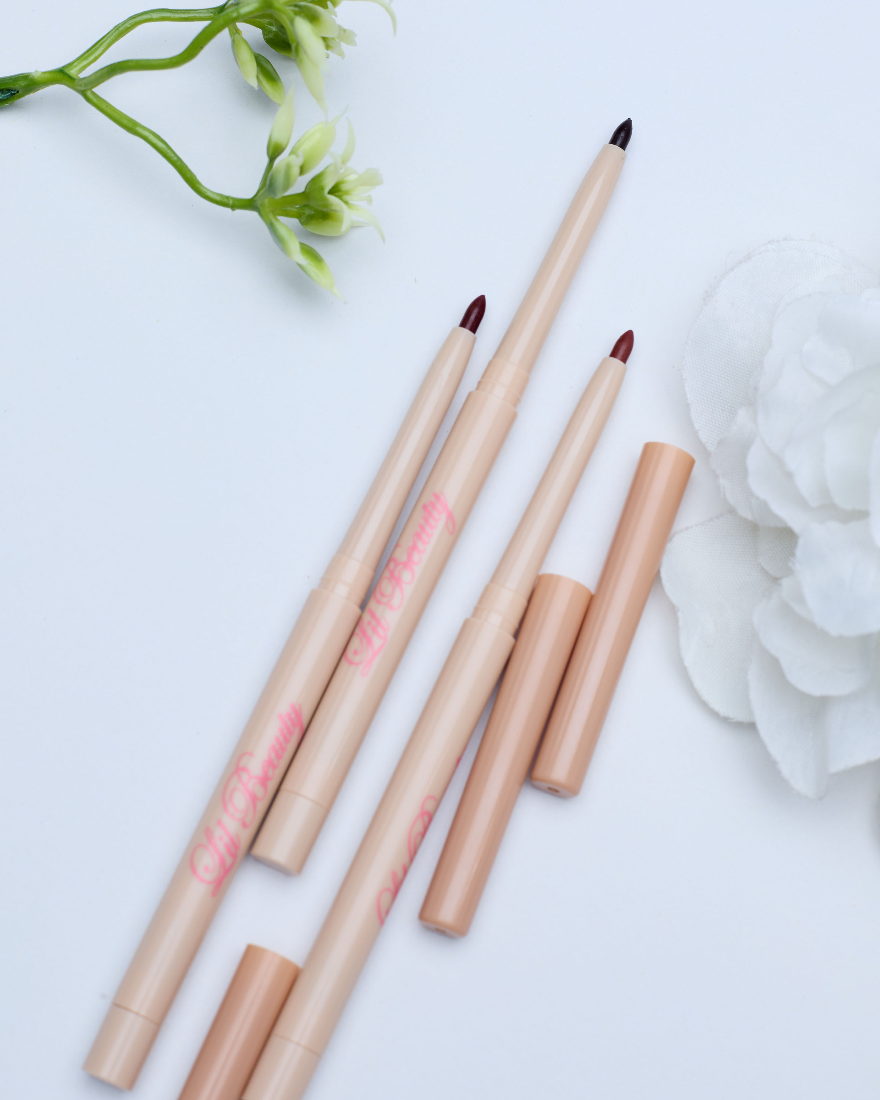 Lil Beauty photo 5