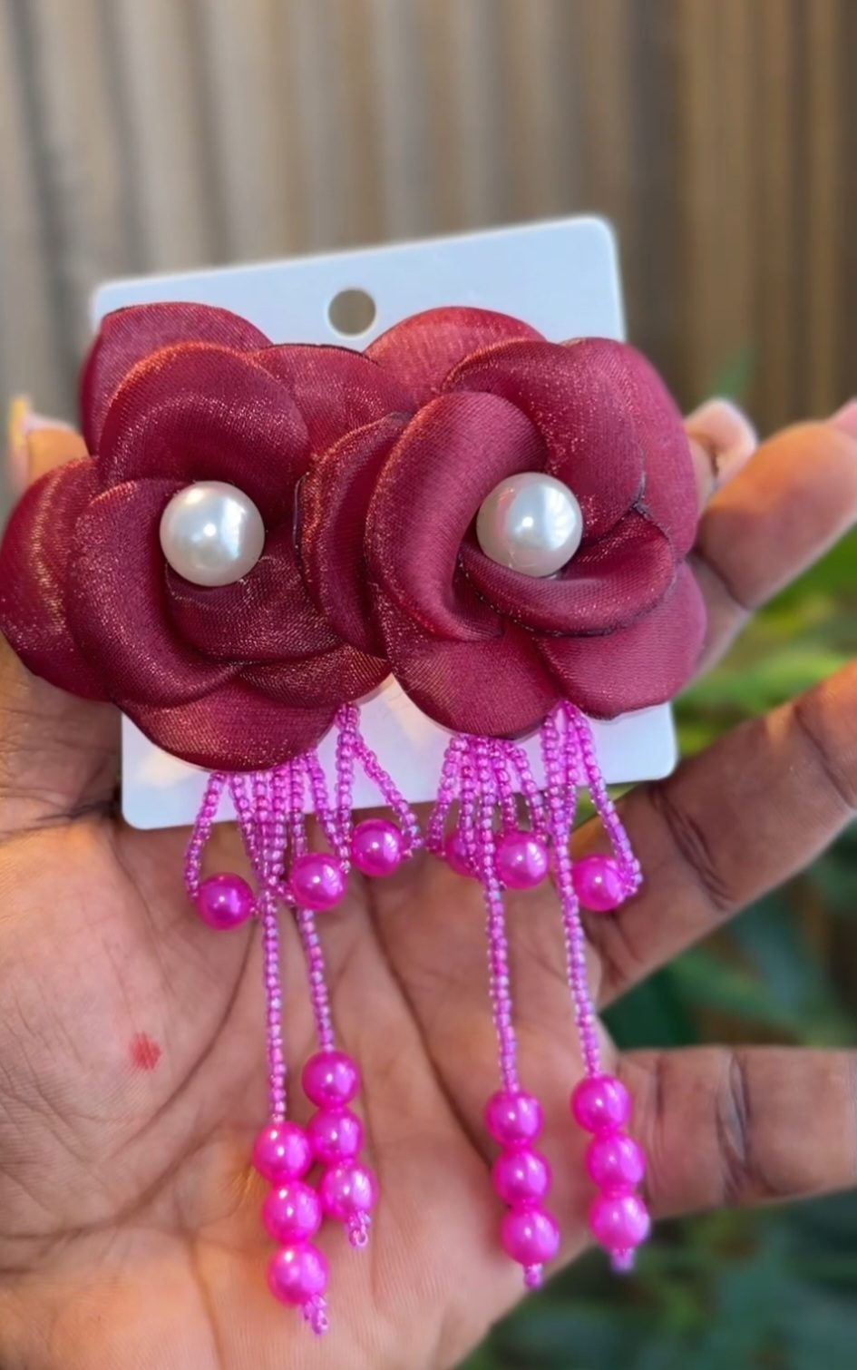 Classy flower earring
